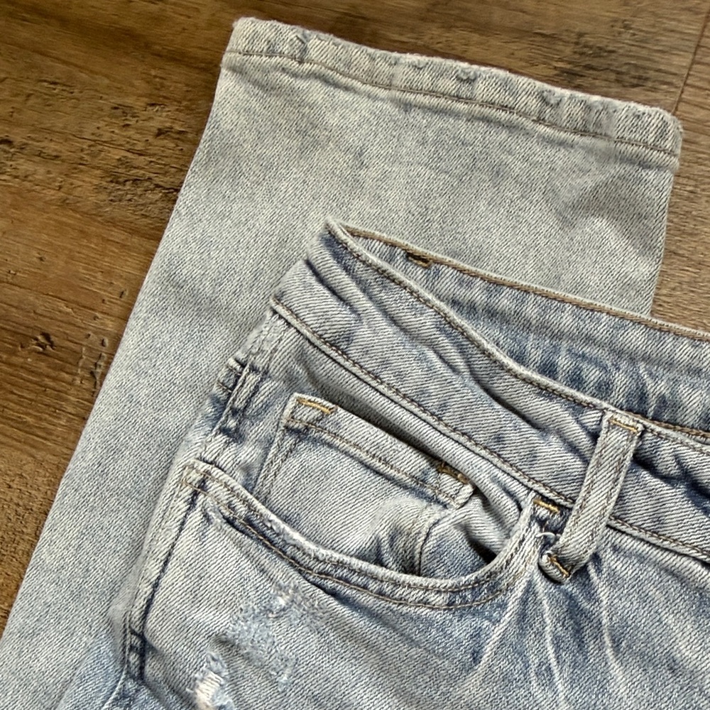 Veveret Women's Light Utility Style Straight Leg Jeans size 28 - Picture 9 of 10